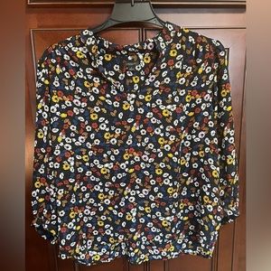 Floral V-neck Sheer Shirt